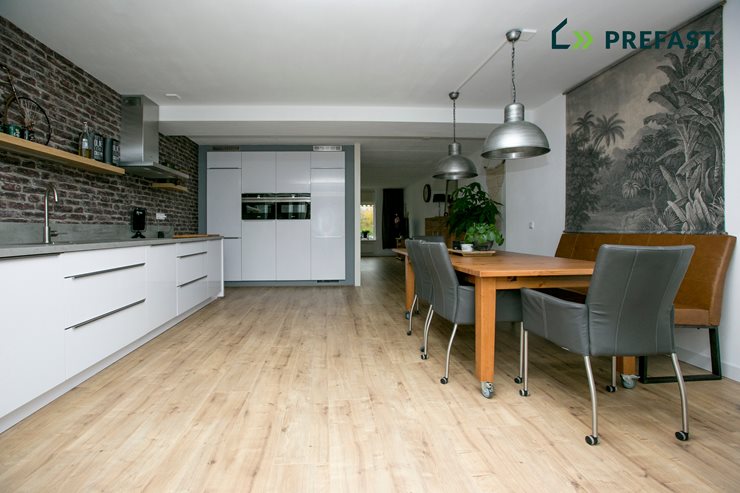 Uitbouwen keukenkamer Brummen
