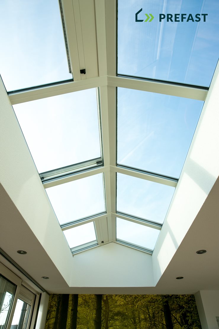 Uitbouw lichtstraat Dronten