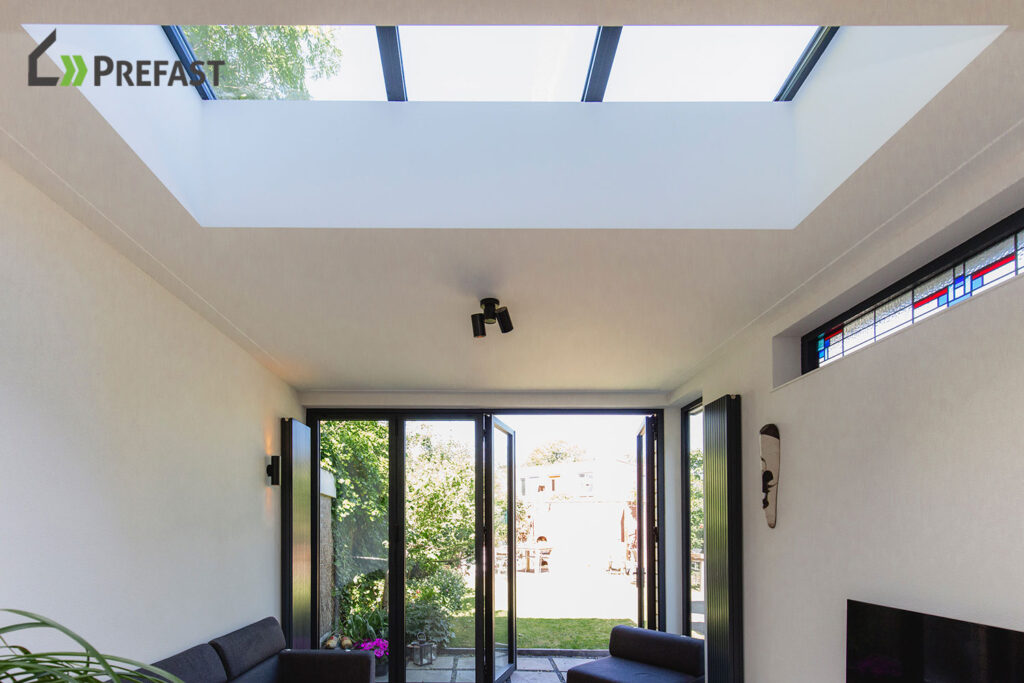 Aanbouw met lichtstraat Haarlem