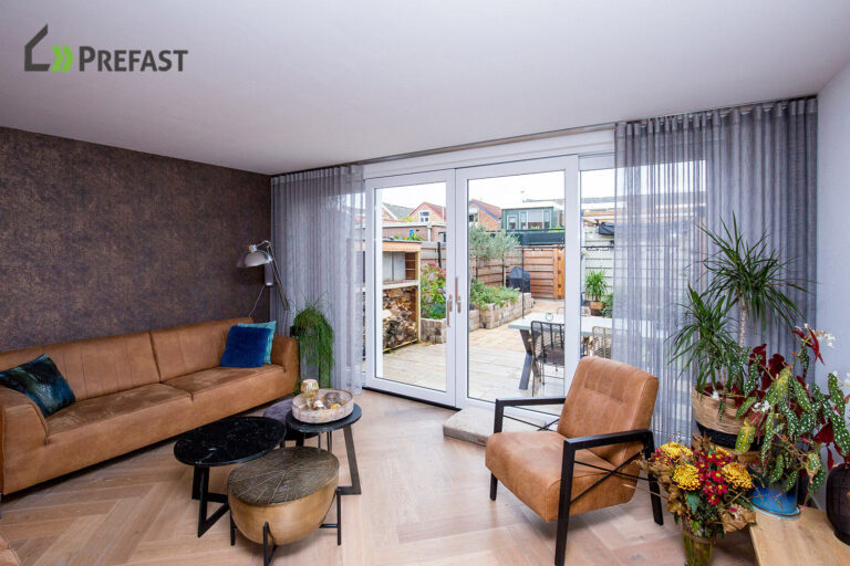 Maassluis woonkamer Uitbouw