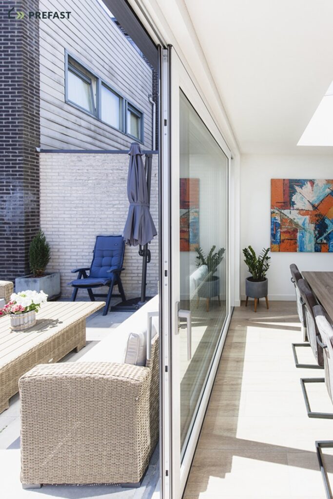 Aanbouw met schuifpui Hoofddorp